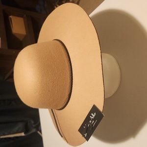 Womens hat